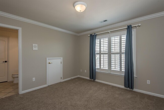 Building Photo - 1809 Abbey Wood Ln