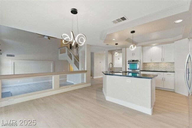 Building Photo - 2445 Antler Point Dr
