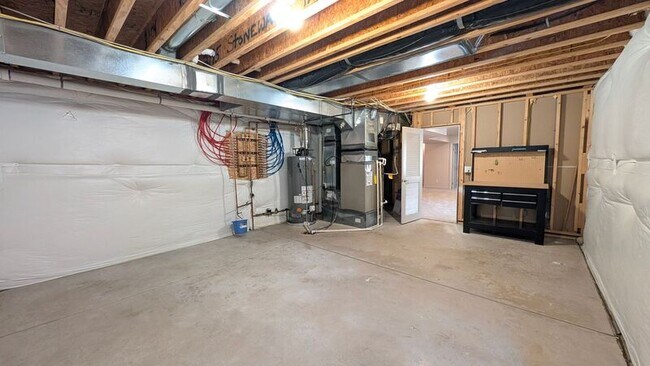 Building Photo - 2795 Stonewall Heights