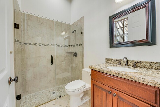 Building Photo - 11985 Carnegie Pl