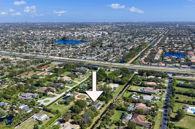 Building Photo - 11400 NW 19th St