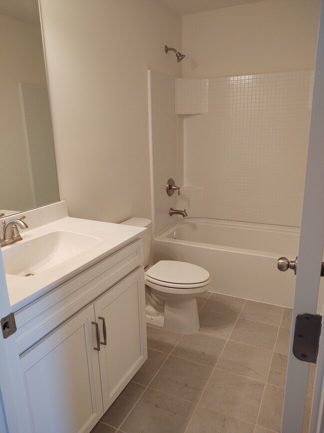 Building Photo - 3316 Deerchase Cir