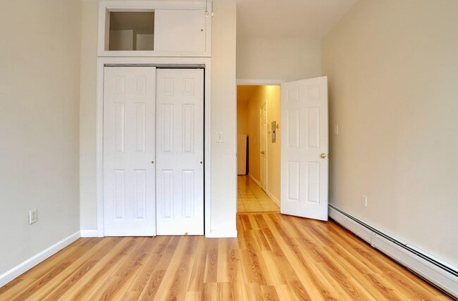 Building Photo - 273 Webster Ave