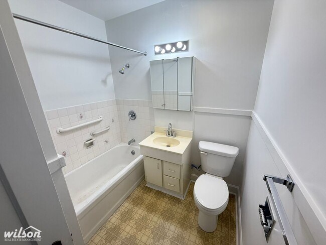 Building Photo - 1522 Browne Ave