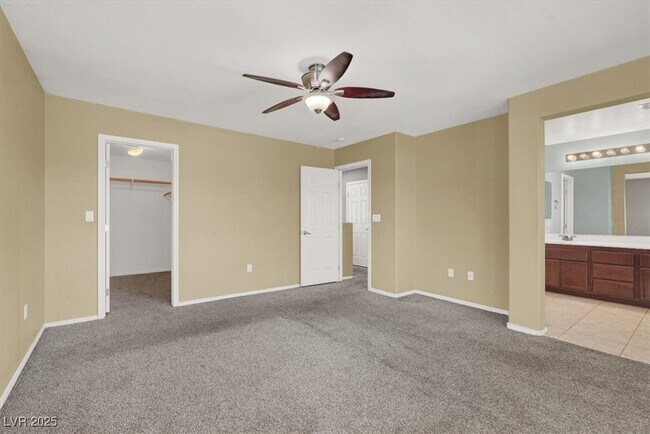 Building Photo - 6245 Blushing Willow St