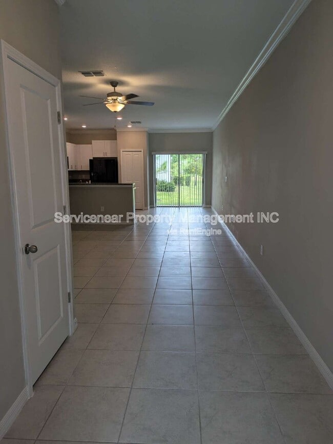 Building Photo - 11818 Dumaine Valley Rd