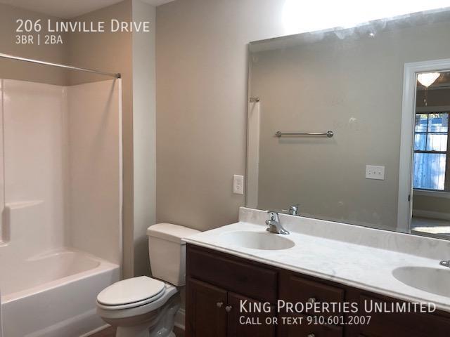 Building Photo - 206 Linville Dr