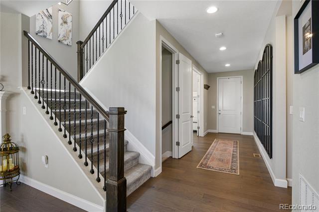 Building Photo - 9187 Swan River St