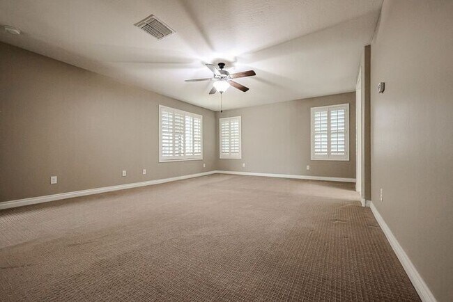 Building Photo - COMING SOON! Great Location!Stunning 6-bedroom Plus 7, 4.5-bathroom home located in Chandler