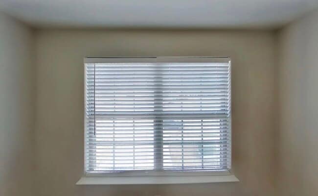 Building Photo - Warm, Welcoming, and Wonderfully Maintained 3-Bedroom Home