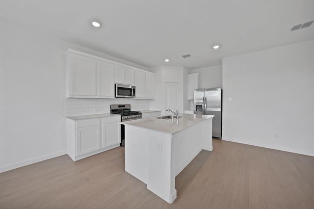 Building Photo - 1220 Brazil St