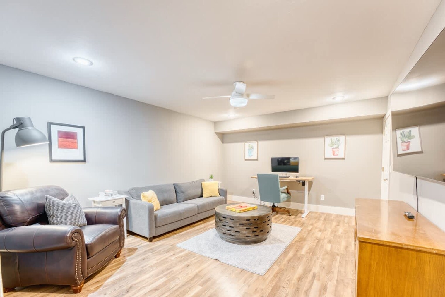 Building Photo - 1515 NW Bell Royal Ct