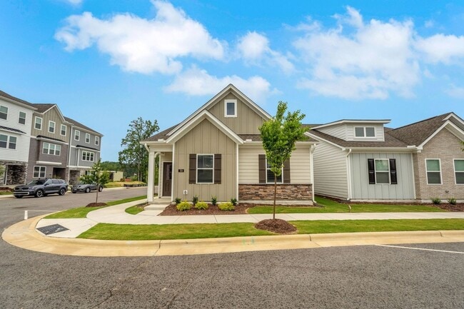 Building Photo - Charming 3BR House in Fuquay Varina