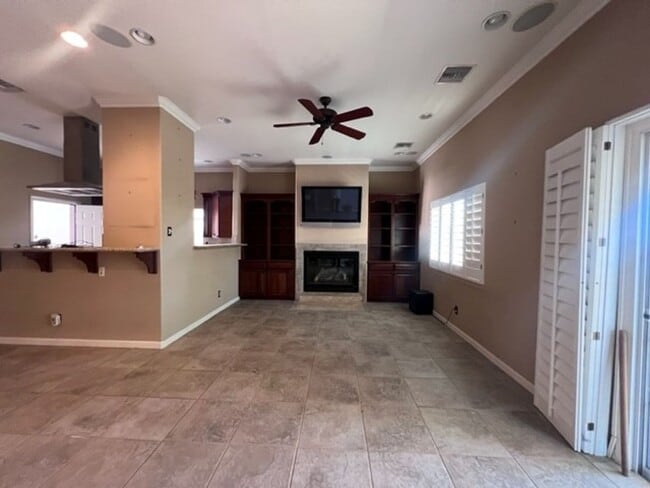 Building Photo - 3BR 2Ba Boat Deep Hightop Garage & Colorado River Views