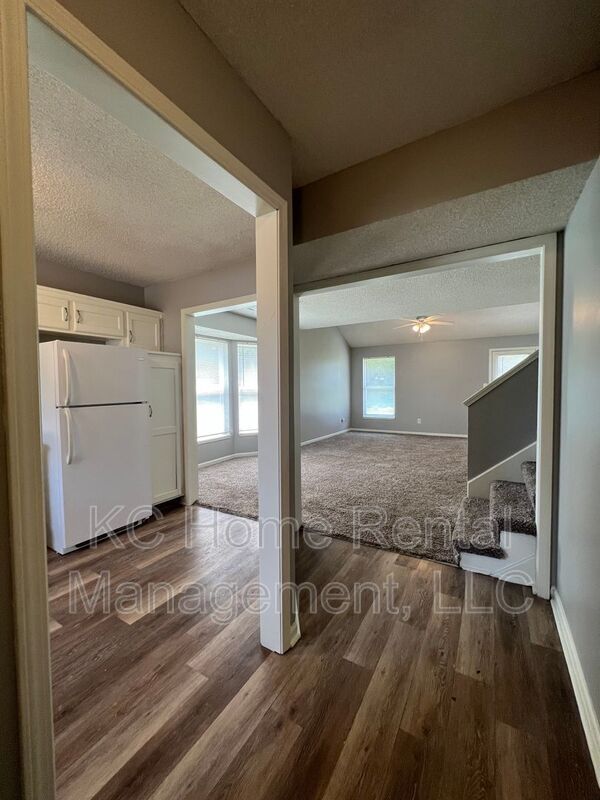 Building Photo - 610 Susanne Ct