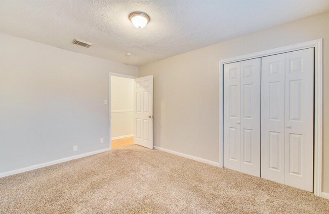Building Photo - 29502 Raestone St