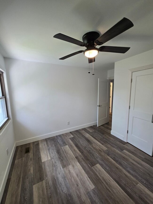 Building Photo - 1304 Seaton Rd