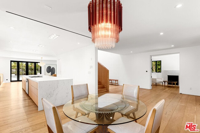 Building Photo - 1001 N Hanover Dr