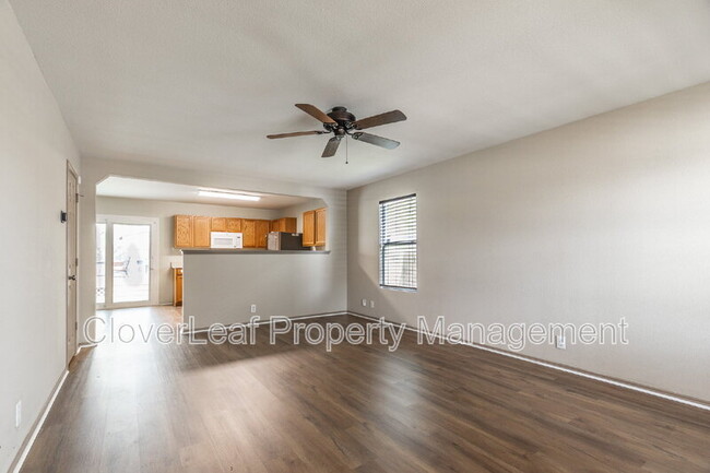 Building Photo - 12411 Penny Royale