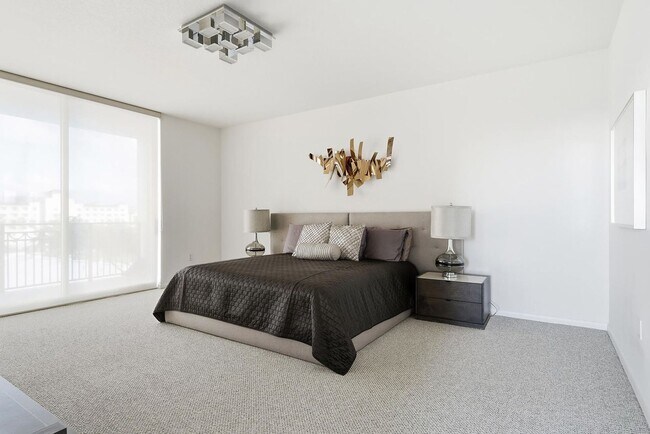 Building Photo - 550 Okeechobee Blvd