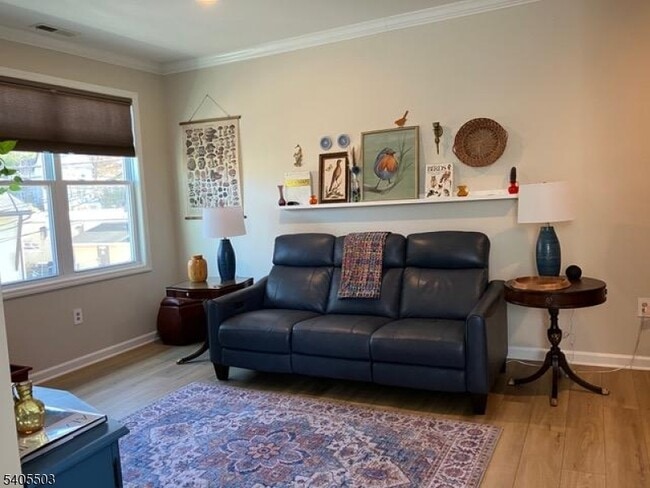 Building Photo - 8 Raritan Pointe