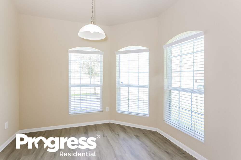 Building Photo - 12430 Greencanyon Dr