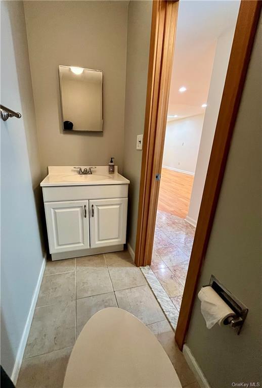 Building Photo - 40 Heritage Dr