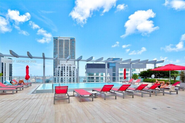 Building Photo - 1100 S Miami Ave