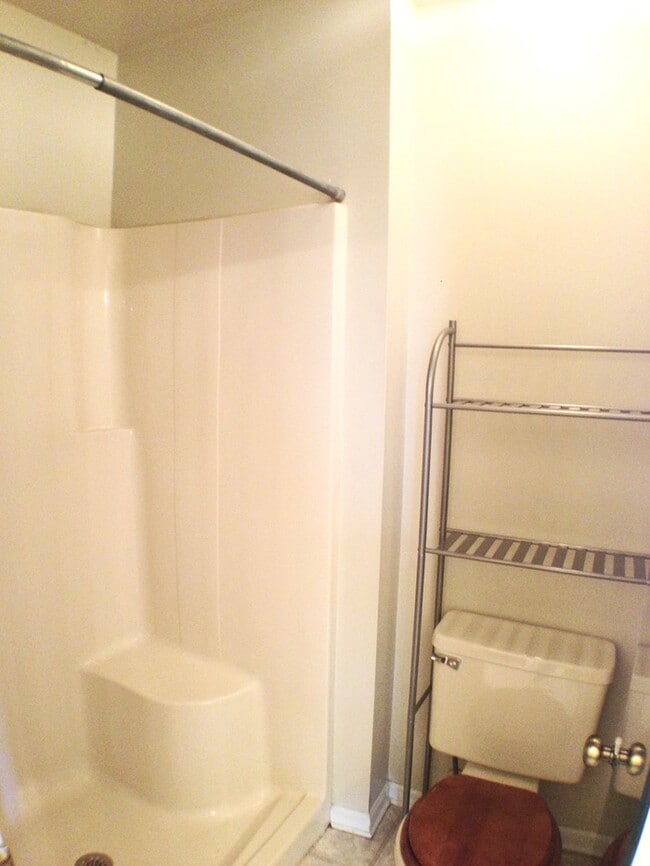 Building Photo - 5436 Chatham Lake Dr