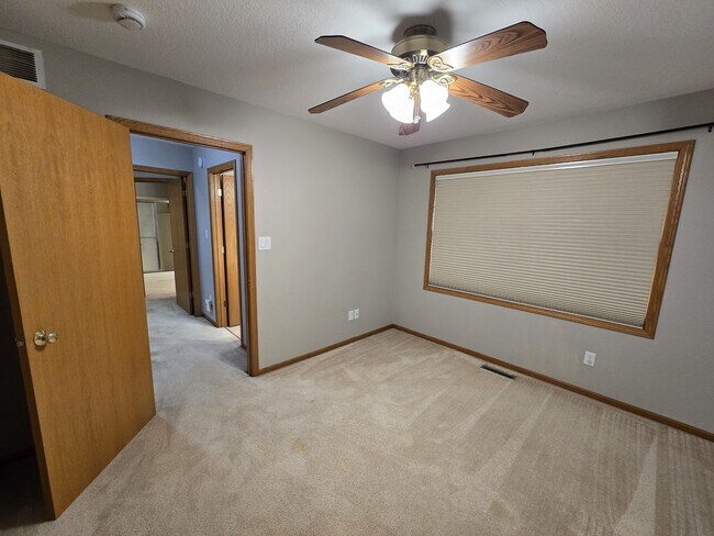 Building Photo - 4710 Donald Dr