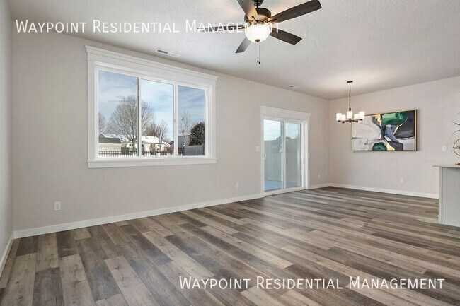 Building Photo - 2094 S Defio Pl