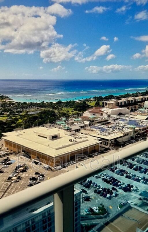 Building Photo - 1631 Kapiolani Blvd
