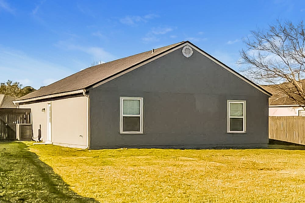 Building Photo - 3083 Wavering Ln