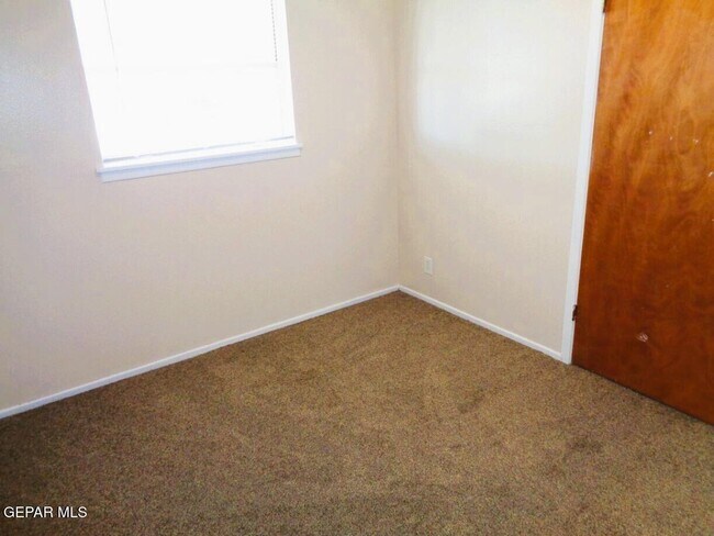 Building Photo - 10532 Brisbane Way