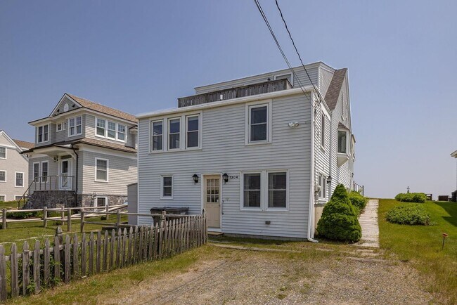 Building Photo - 1304 Ocean