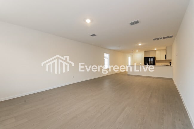 Building Photo - 1009 Calley Pear Trl