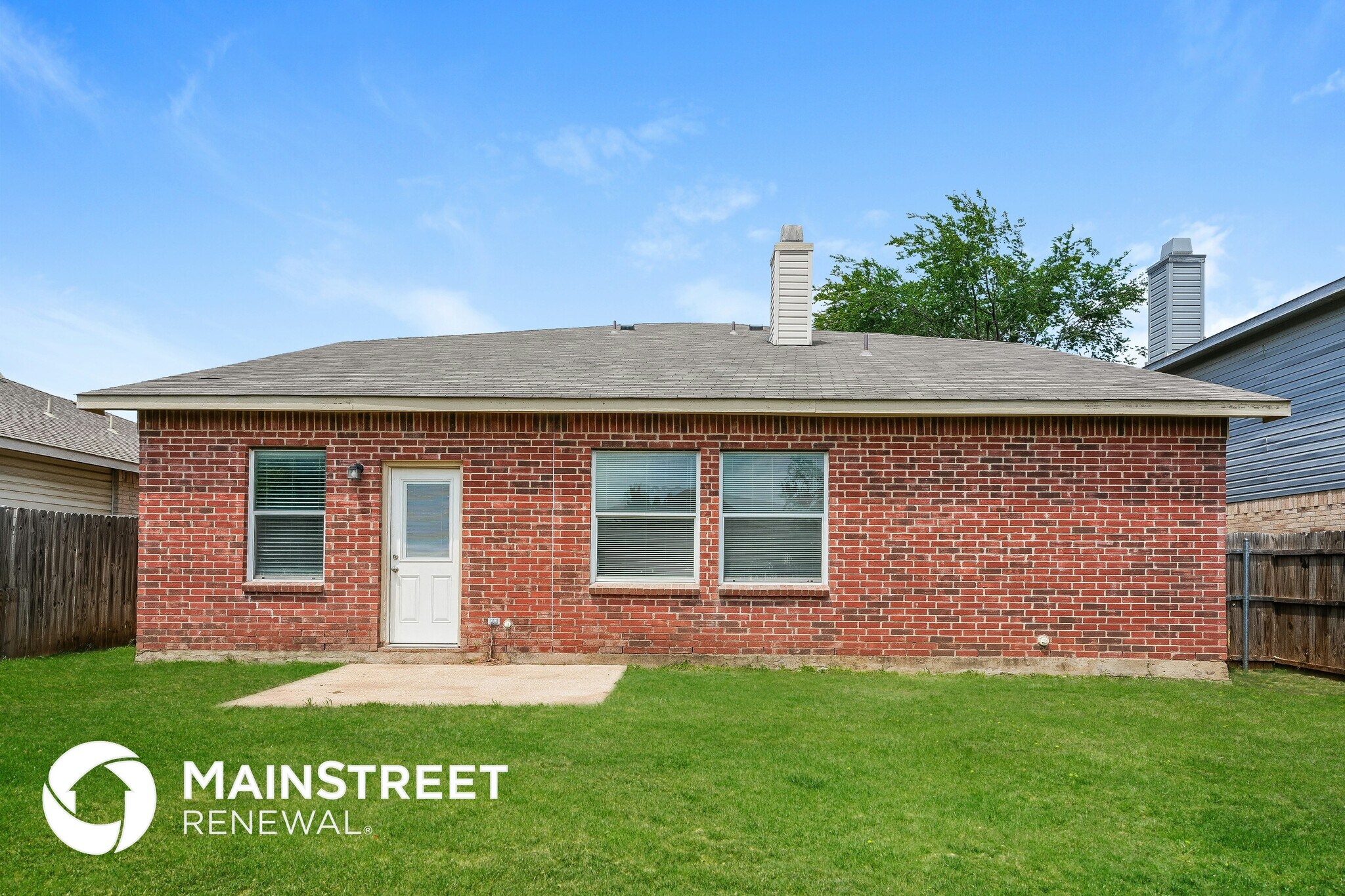 Building Photo - 941 Stone Chapel Way