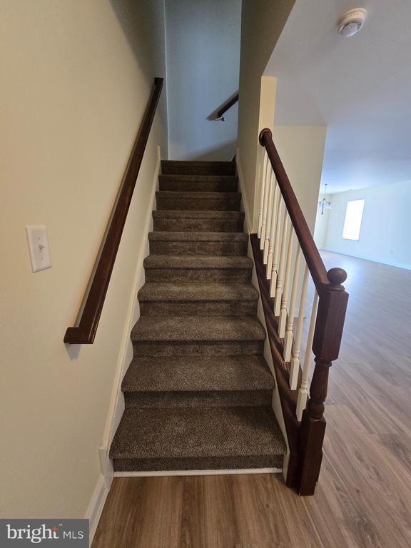 Building Photo - 23613 Linkside Dr