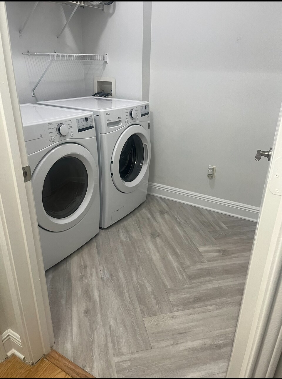 Building Photo - 14226 Fredricksburg Dr