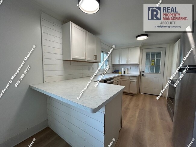 Building Photo - Charming 2-Bedroom Home with Bonus Room – ...