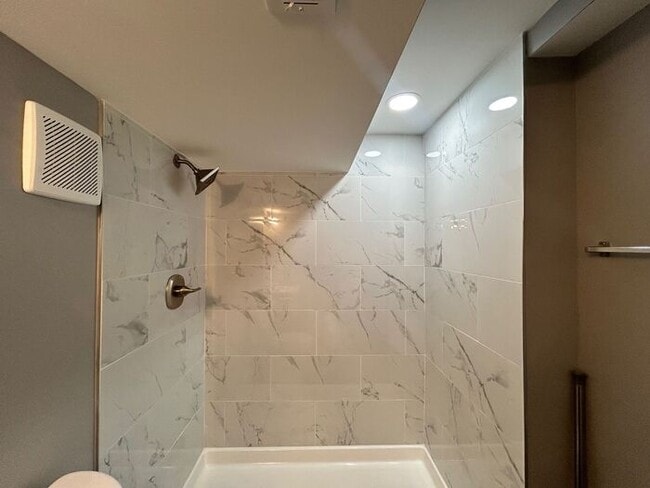 Building Photo - New 3 bedroom home in Middle River.