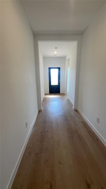 Building Photo - 20417 Deer Creek Dr