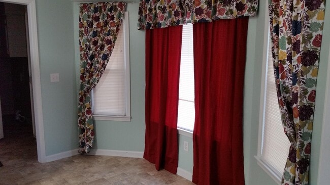 Building Photo - 1200 Black Walnut Ct