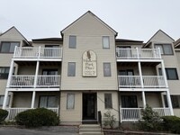 Building Photo - 11 Hulbert Rd
