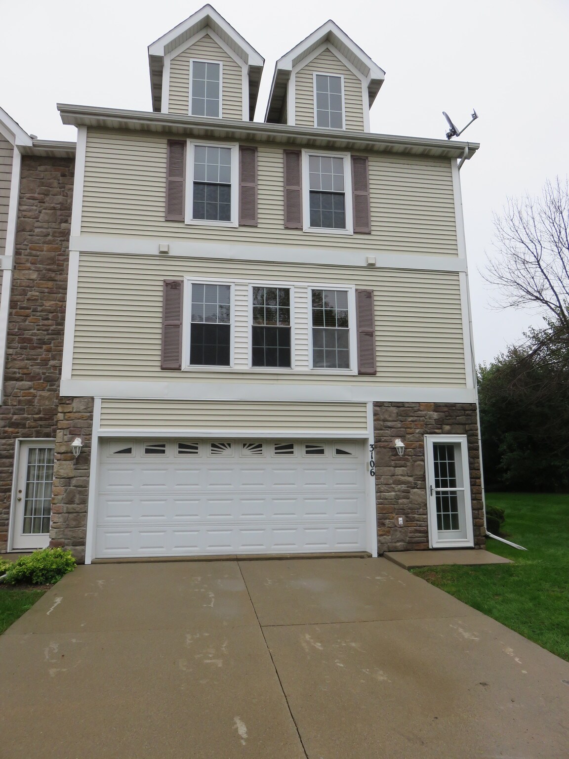 Building Photo - 8302 Westown Pkwy