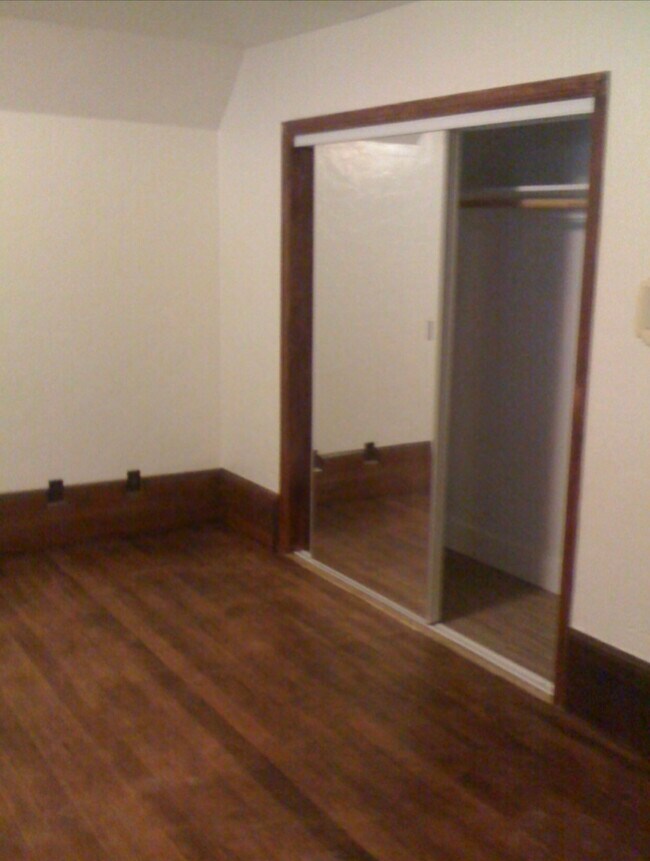 Building Photo - 50 Dunsmuir St