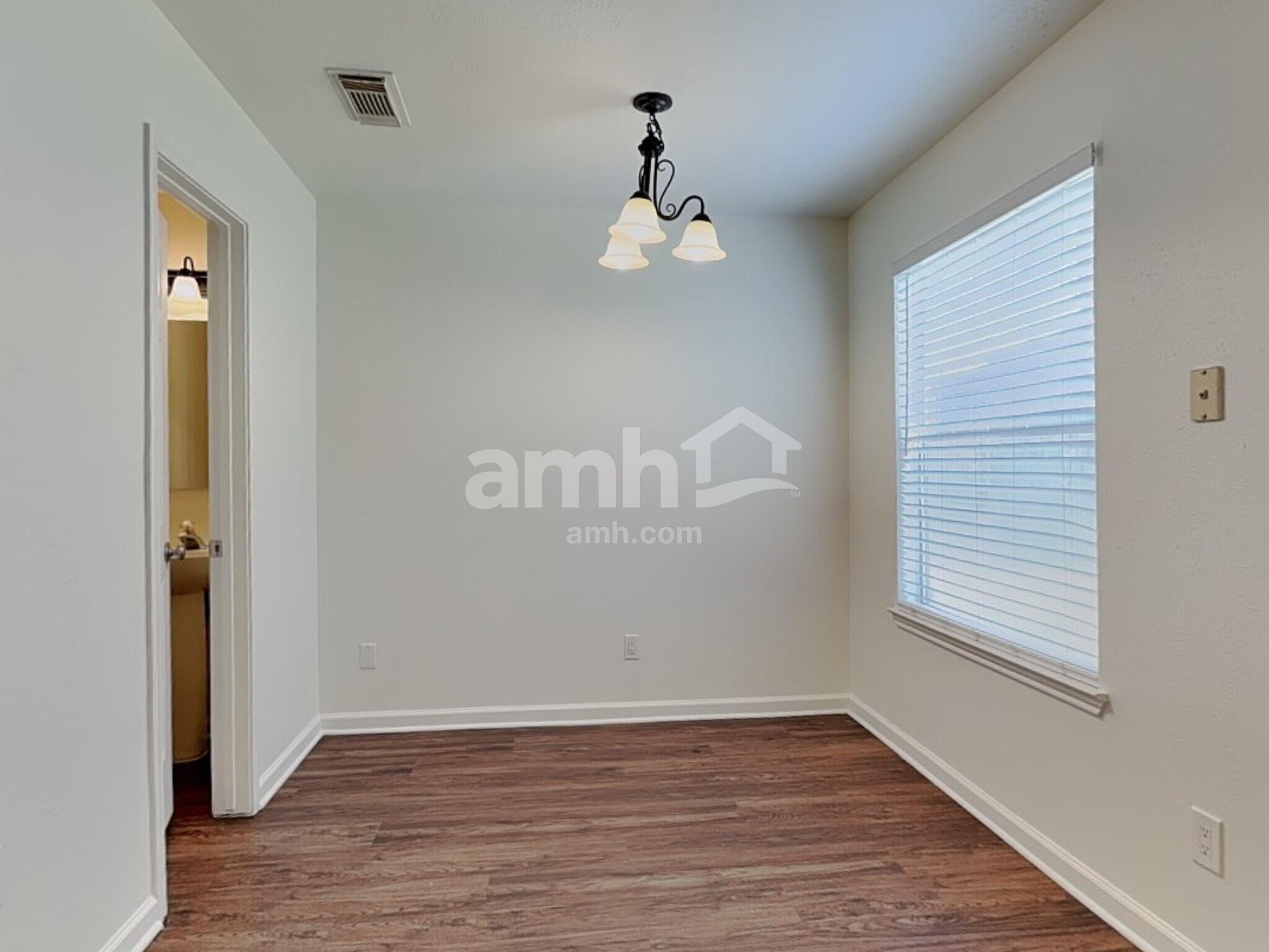 Building Photo - 31106 Perlican Dr