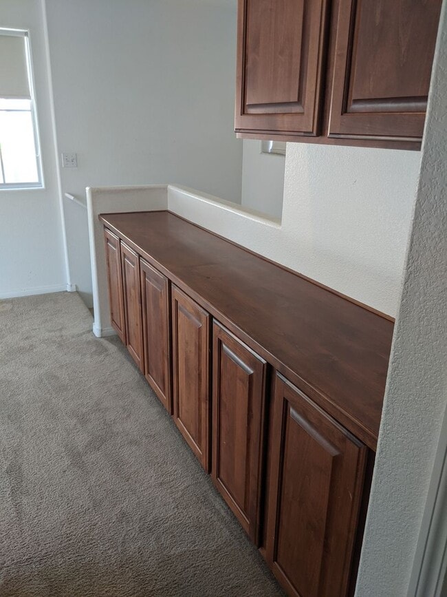 Building Photo - Stunning 3-story corner home in the NW 3 bed 3.5bath