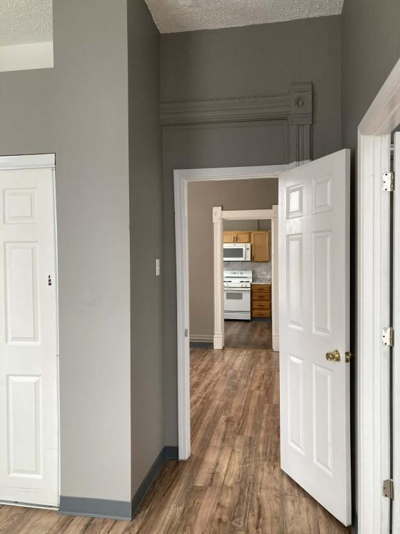 Building Photo - 2258 W 21st Pl