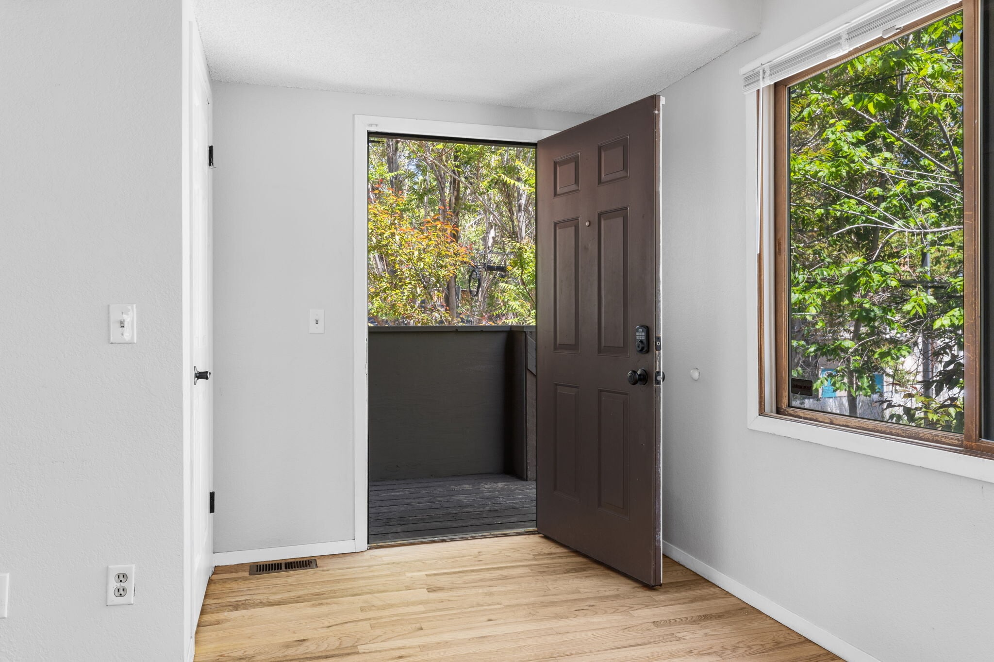 Building Photo - 3050 West 32nd Avenue